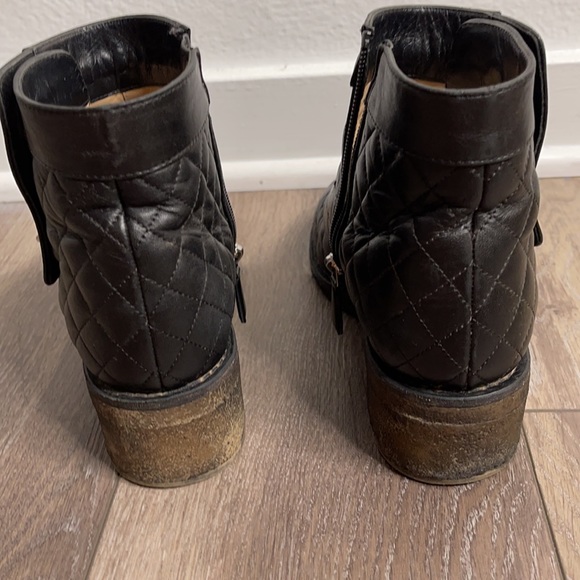 Black Chanel boots size 8 - Picture 11 of 11